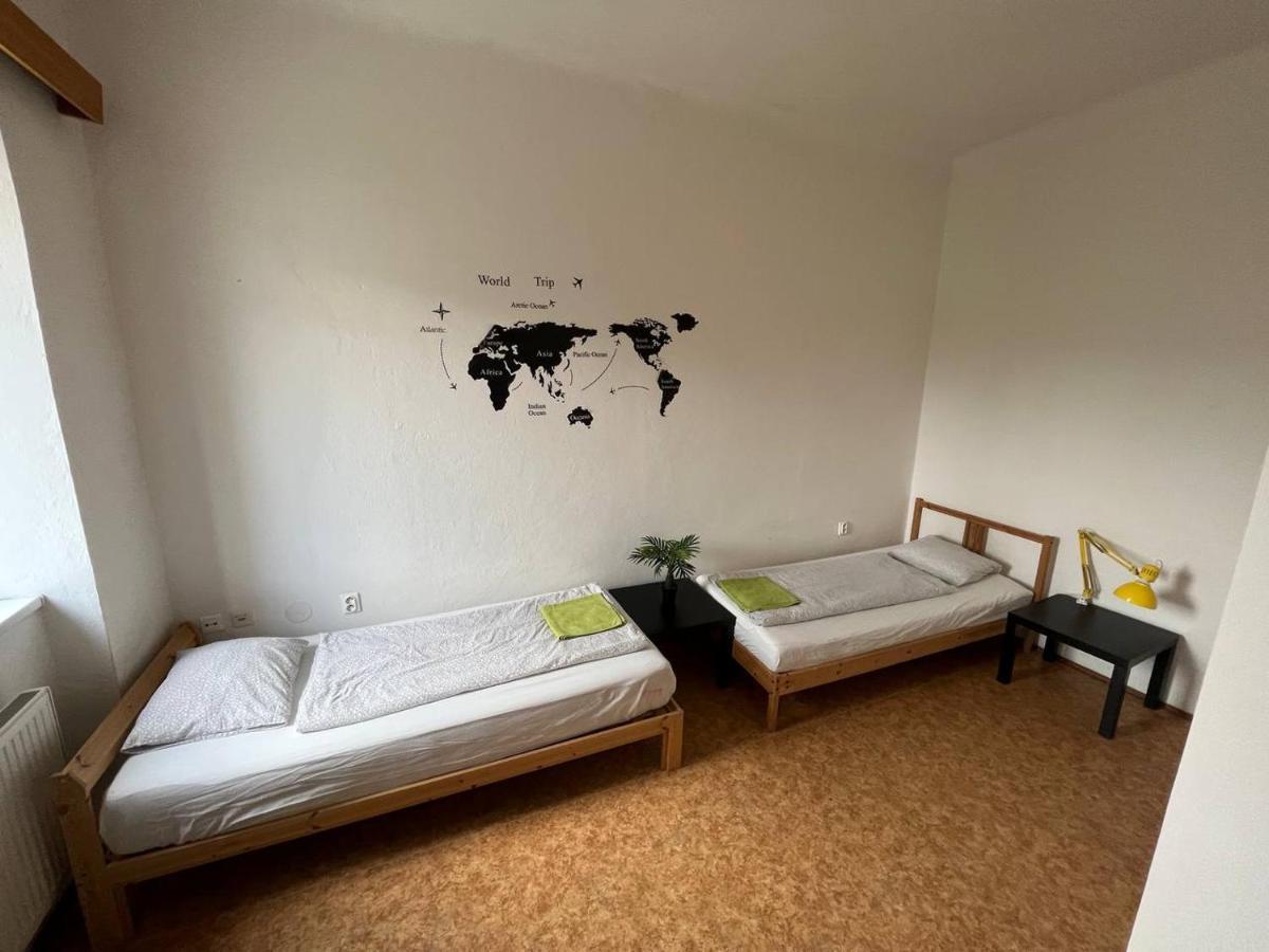 Near Main Railway And Bus Station Apartment Бърно Екстериор снимка